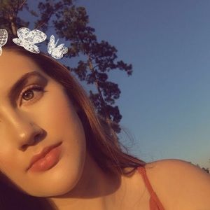 Meet your Posher, Meredith